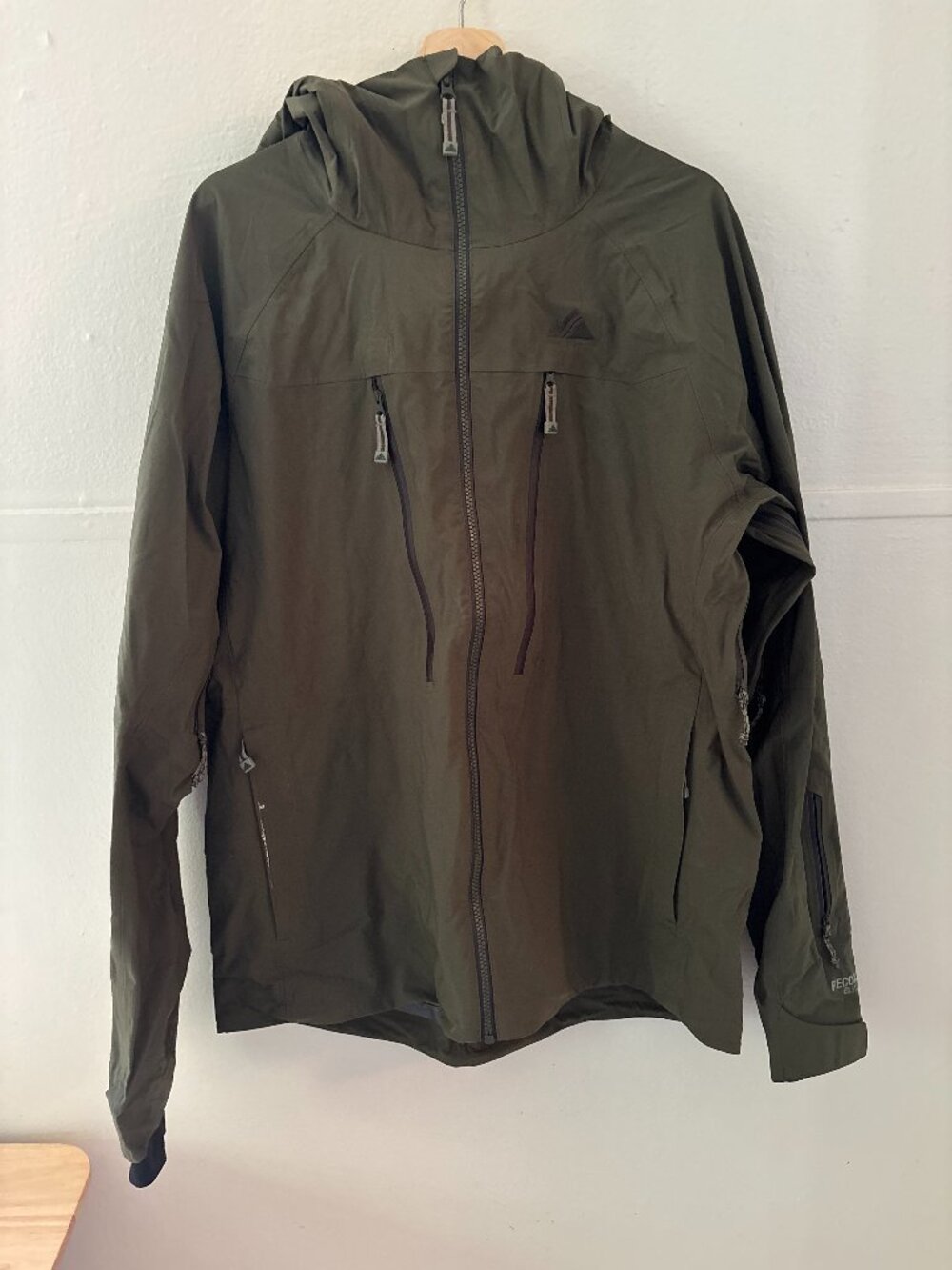 Pyramid 3L Shell Jacket in Green Size Large